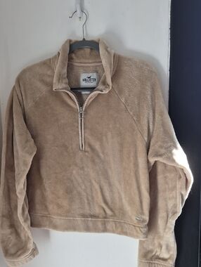 Hollister Women's Beige/Tan Half-Zip Fleece Pullover